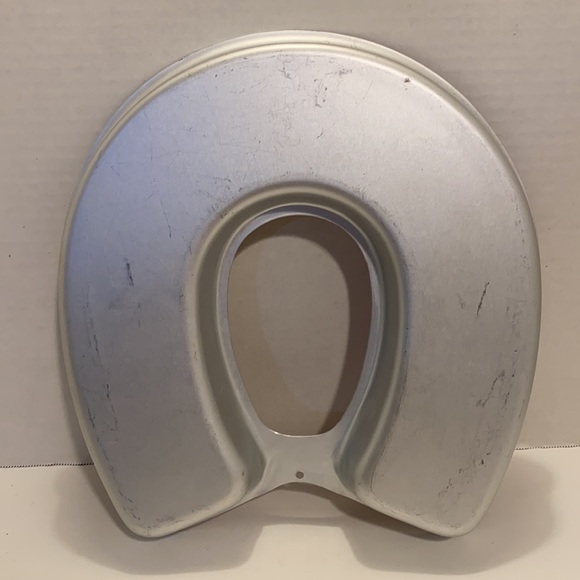 NEW vintage cake pan - Picture 3 of 3